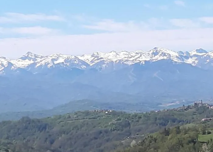 Cascina Binello A Belvedere Langhe